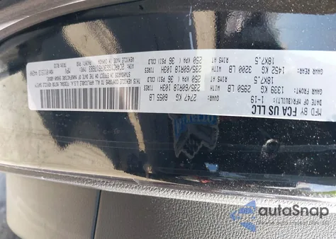 2019 Chrysler Pacifica Limited from USA, damaged, VIN 2C4RC1GG3KR617683